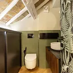 Trevi Velvet House Apartment Rom