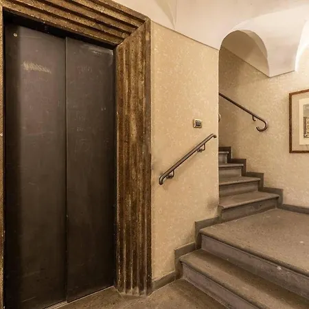 Trevi Velvet House Apartment *